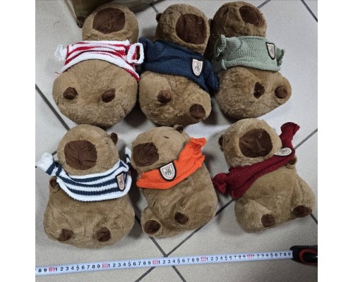 М'яка іграшка "Капібара", в одязі 20см