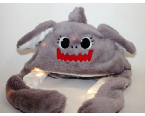 Шапка з вушками, що світяться "Акула"